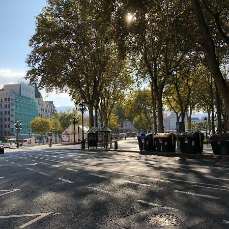 Apartamento minimalista en el corazón de Bilbao Bilbau Exterior foto