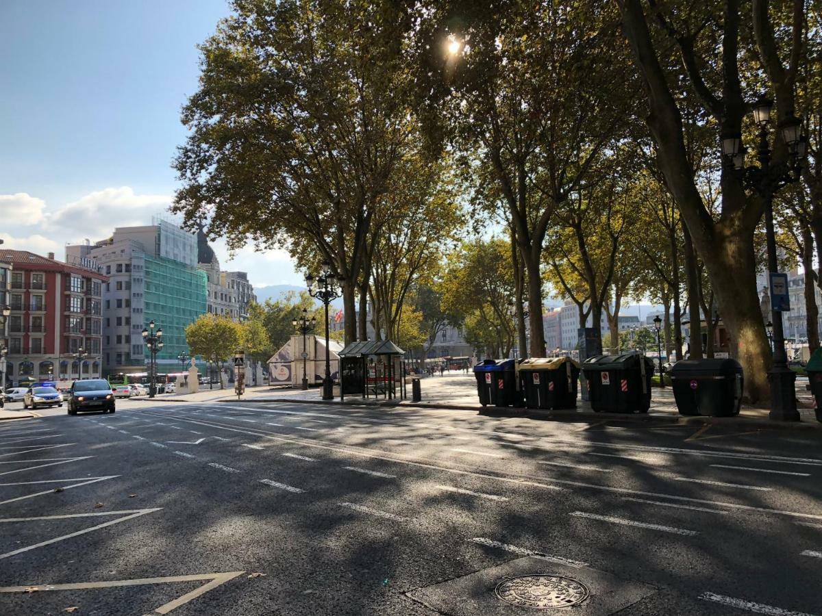 Apartamento minimalista en el corazón de Bilbao Bilbau Exterior foto