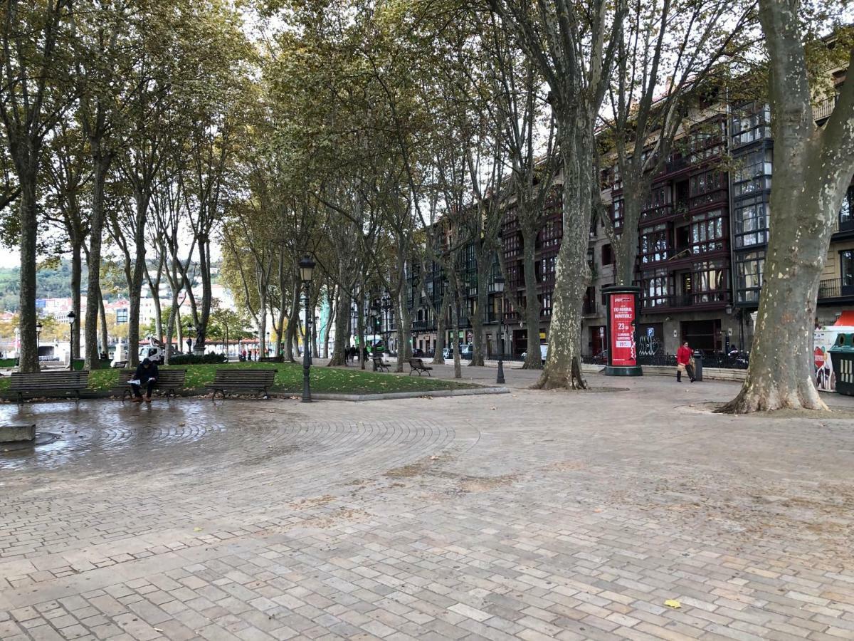 Apartamento minimalista en el corazón de Bilbao Bilbau Exterior foto