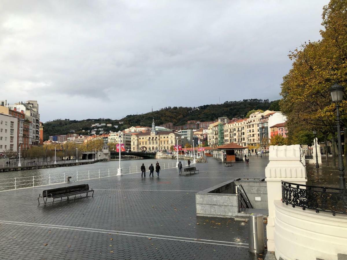 Apartamento minimalista en el corazón de Bilbao Bilbau Exterior foto